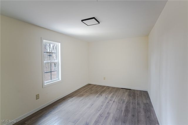 3343 Lawnview Avenue, Lowellville, OH 44436