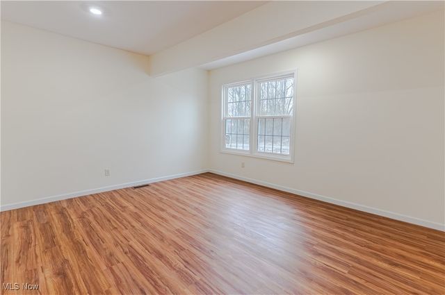 3343 Lawnview Avenue, Lowellville, OH 44436