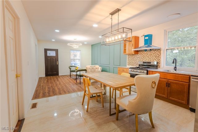 3343 Lawnview Avenue, Lowellville, OH 44436