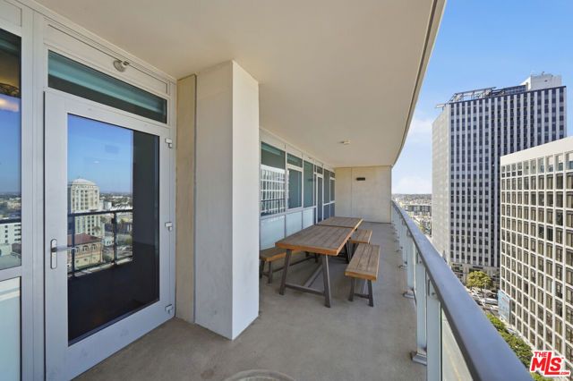 3785 Wilshire Boulevard 1607, Los Angeles, CA 90010