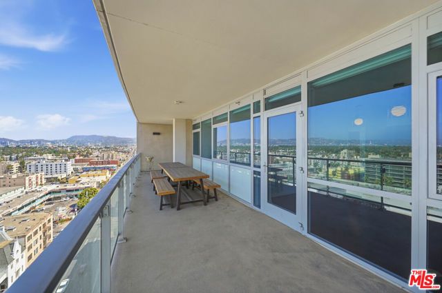 3785 Wilshire Boulevard 1607, Los Angeles, CA 90010