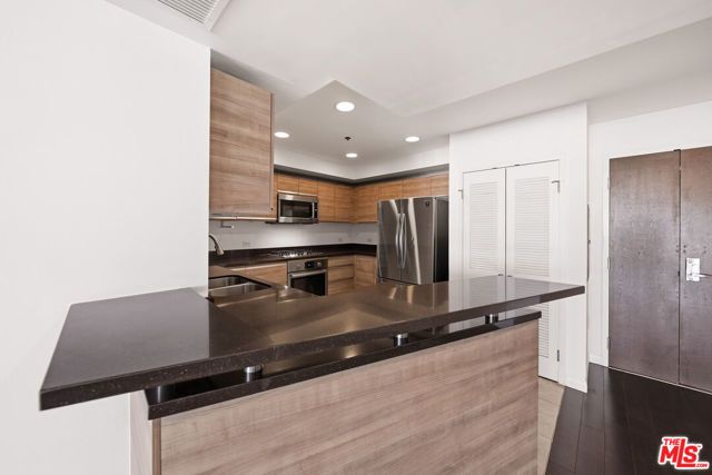 3785 Wilshire Boulevard 1607, Los Angeles, CA 90010