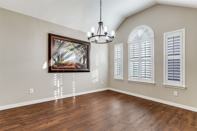 2136 Fountain Drive, Lewisville, TX 75067