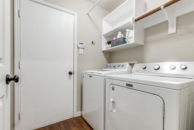 2136 Fountain Drive, Lewisville, TX 75067