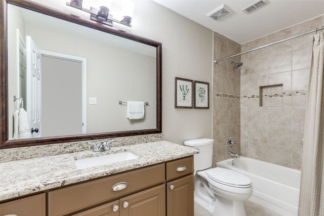 2136 Fountain Drive, Lewisville, TX 75067