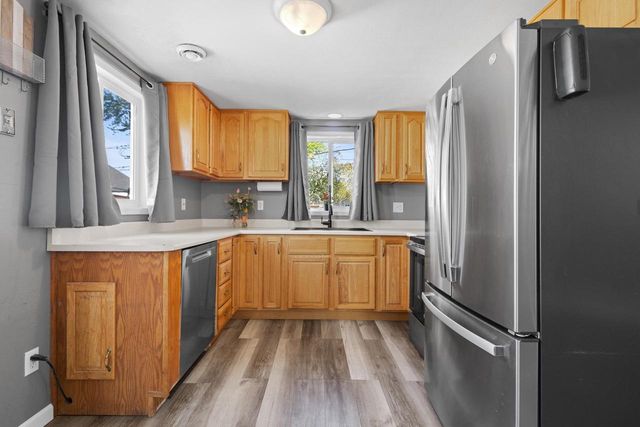 2717 W HEATHER AVENUE, Appleton, WI 54914