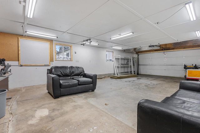 2717 W HEATHER AVENUE, Appleton, WI 54914
