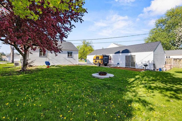 2717 W HEATHER AVENUE, Appleton, WI 54914
