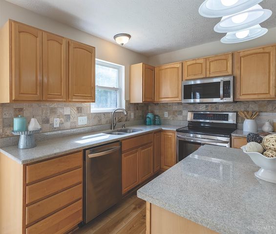 5588 Liberty Pass Drive, Liberty Twp, OH 45044