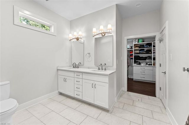 2 Jonquil LN, Newport News, VA 23606