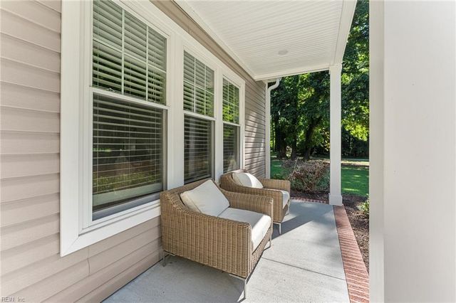 2 Jonquil LN, Newport News, VA 23606