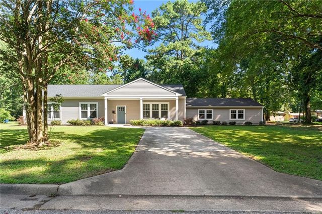 2 Jonquil LN, Newport News, VA 23606