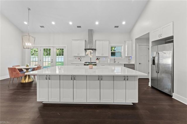 2 Jonquil LN, Newport News, VA 23606