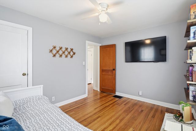 306 N 16th Avenue, Beech Grove, IN 46107
