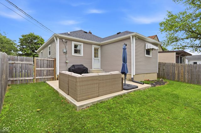 306 N 16th Avenue, Beech Grove, IN 46107