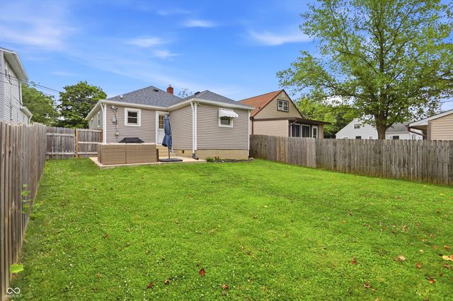 306 N 16th Avenue, Beech Grove, IN 46107