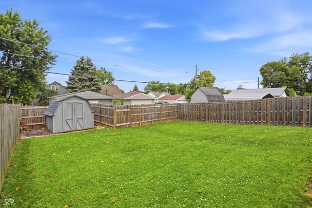 306 N 16th Avenue, Beech Grove, IN 46107