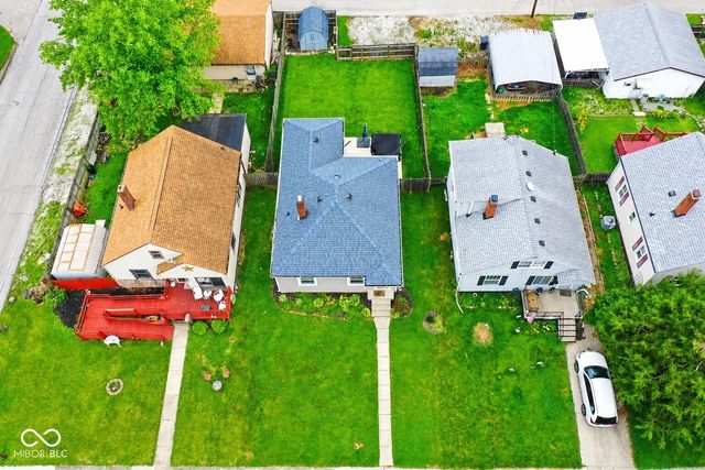 306 N 16th Avenue, Beech Grove, IN 46107
