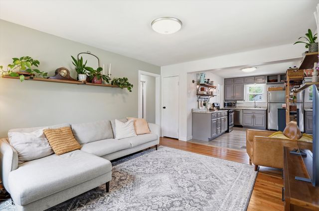 306 N 16th Avenue, Beech Grove, IN 46107