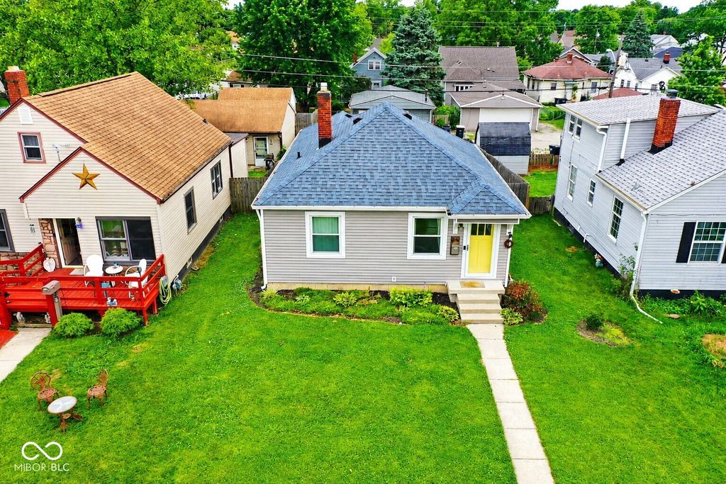 306 N 16th Avenue, Beech Grove, IN 46107