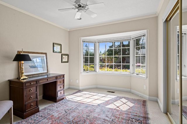 1574 Barnett Cir, Carmichael, CA 95608