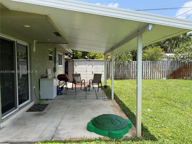 7810 NW 11th Court, Pembroke Pines, FL 33024