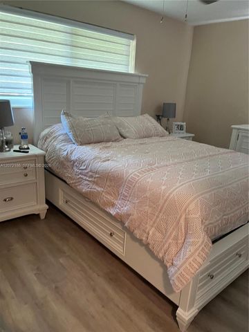 7810 NW 11th Court, Pembroke Pines, FL 33024