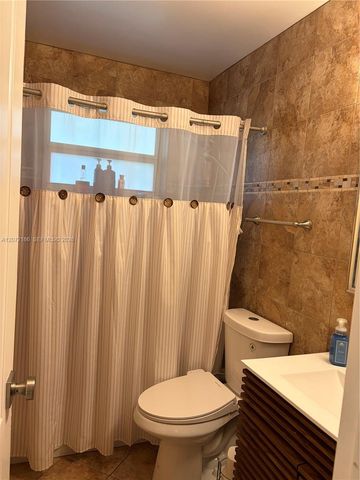 7810 NW 11th Court, Pembroke Pines, FL 33024