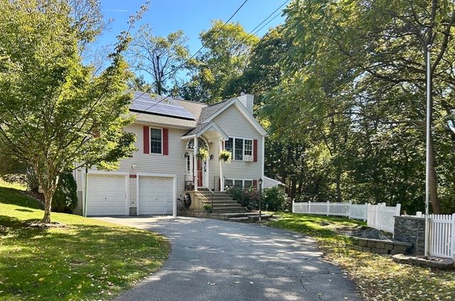 53 Denver Ter, Worcester, MA 01604
