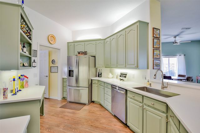 4905 W Wedgefield Road, Granbury, TX 76049