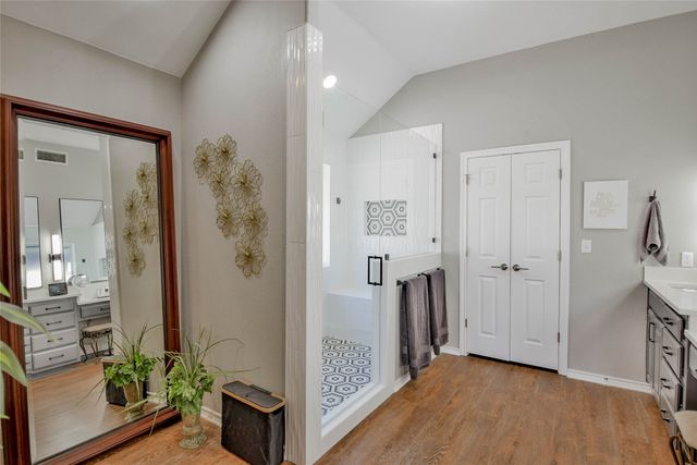 4905 W Wedgefield Road, Granbury, TX 76049