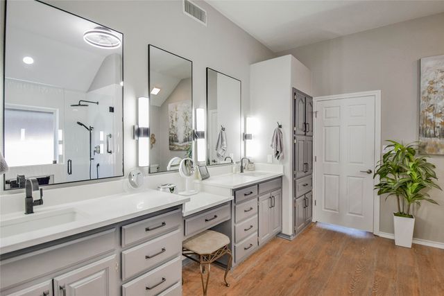 4905 W Wedgefield Road, Granbury, TX 76049