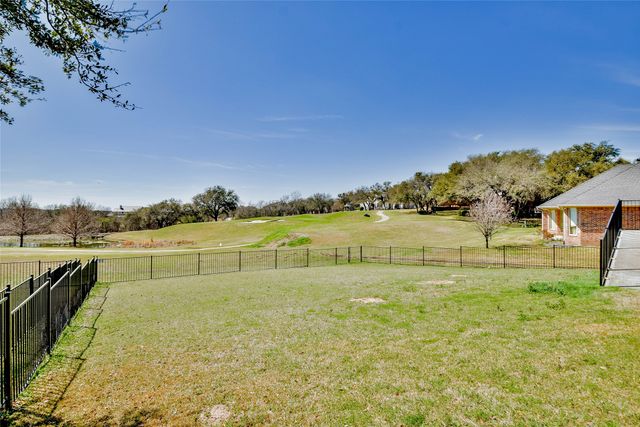 4905 W Wedgefield Road, Granbury, TX 76049