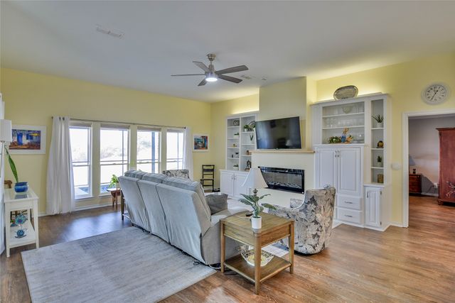 4905 W Wedgefield Road, Granbury, TX 76049