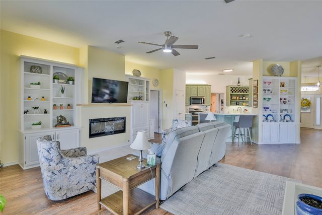 4905 W Wedgefield Road, Granbury, TX 76049