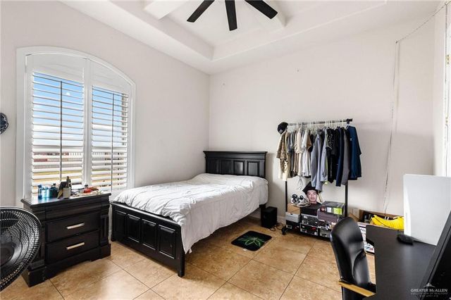 17621 Escondido N, Weslaco, TX 78596