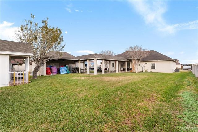 17621 Escondido N, Weslaco, TX 78596