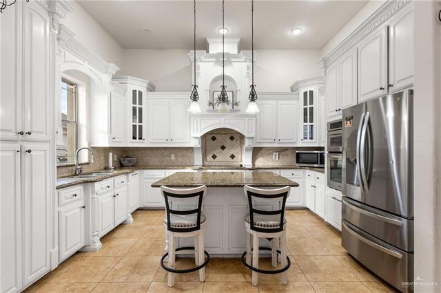 17621 Escondido N, Weslaco, TX 78596