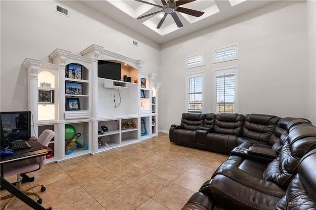 17621 Escondido N, Weslaco, TX 78596