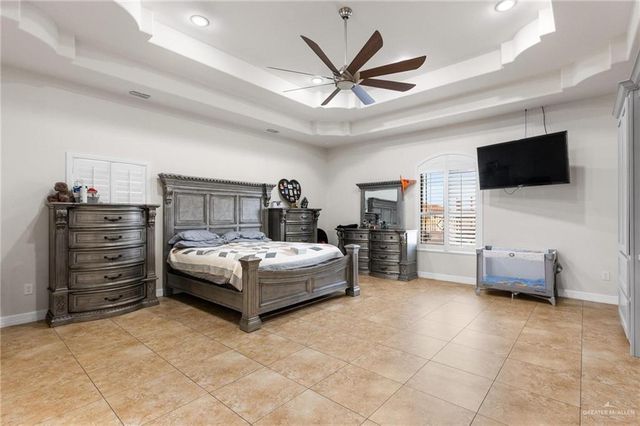 17621 Escondido N, Weslaco, TX 78596