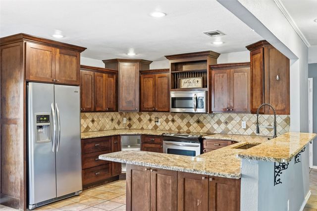 1325 Carter Street, Sulphur Springs, TX 75482