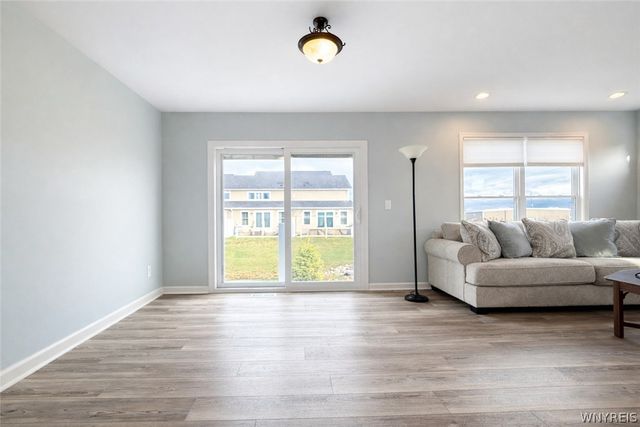 902 Carriage Lane, West Seneca, NY 14224