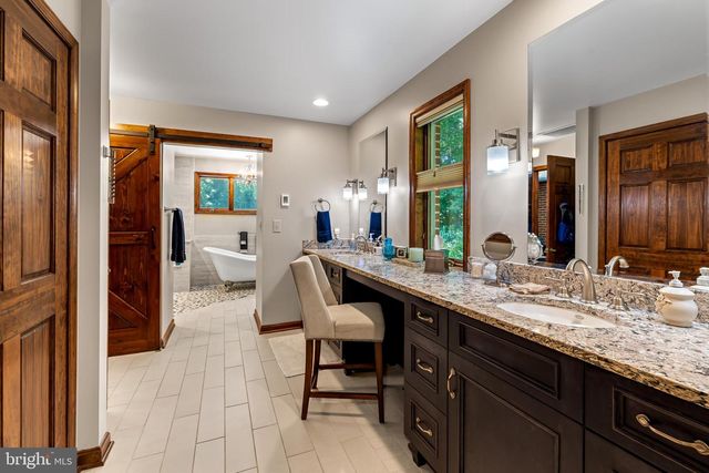 4 BRICKFORD LN, Baltimore, MD 21208