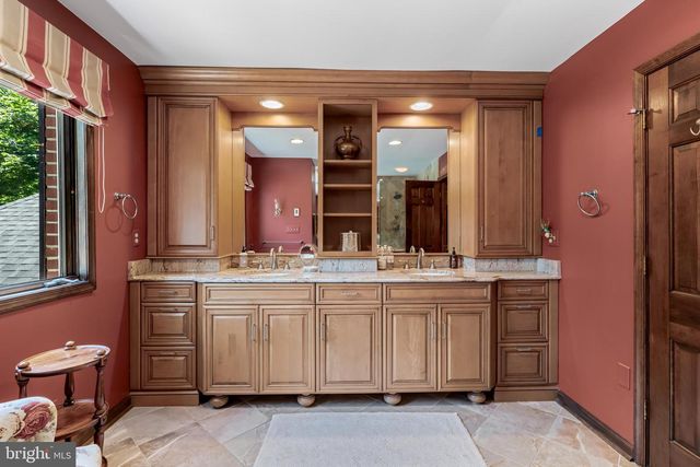 4 BRICKFORD LN, Baltimore, MD 21208