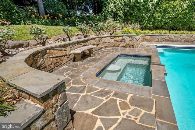 4 BRICKFORD LN, Baltimore, MD 21208