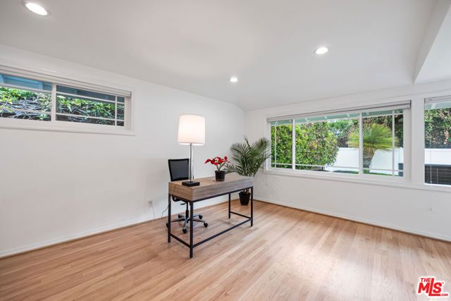 1410 Jonesboro Drive, Los Angeles, CA 90049