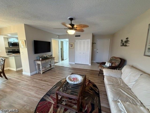 3655 Boca Ciega DR 314, Naples, FL 34112
