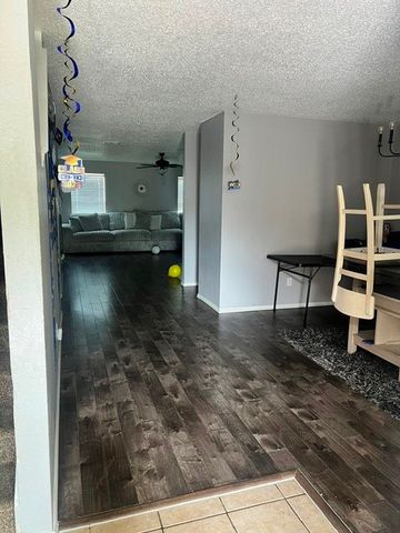 4320 Meadowknoll Drive, Fort Worth, TX 76123