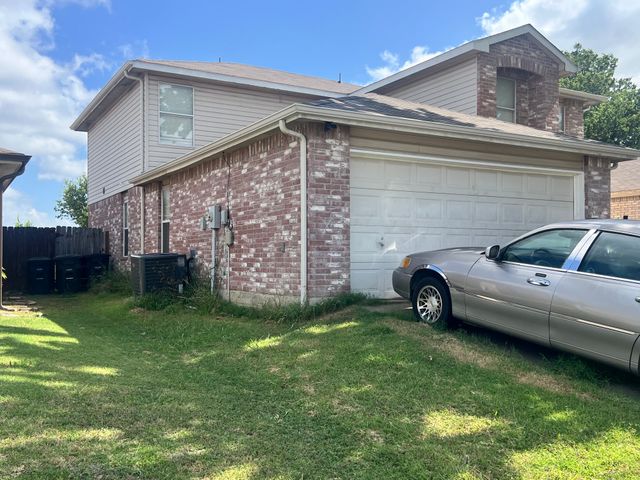 4320 Meadowknoll Drive, Fort Worth, TX 76123