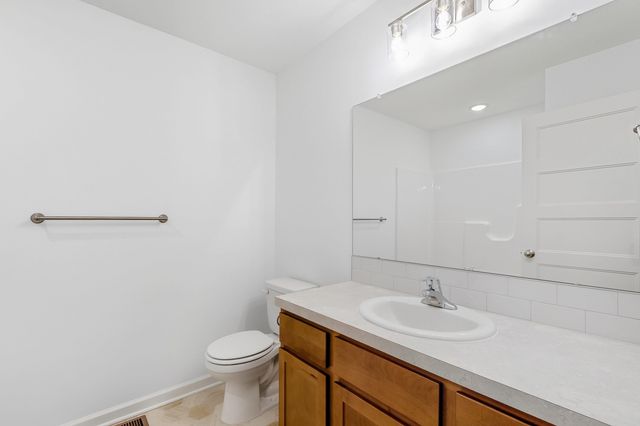 909 W 17th, Harper, KS 67058